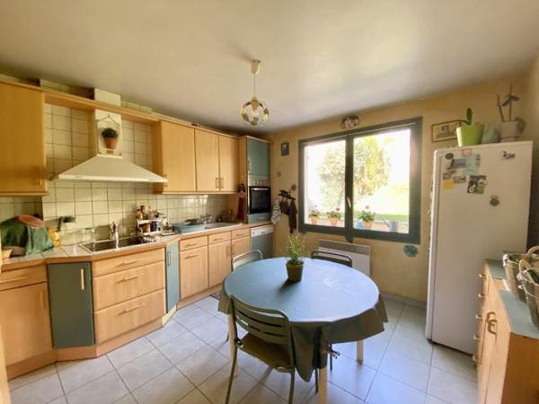 Maison traditionnelle Montfermeil 147 m²