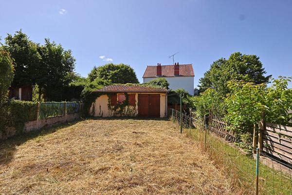 Appartement Imphy 2 pieces de 59 m2, Imphy, Paris 2h30, investissement locatif