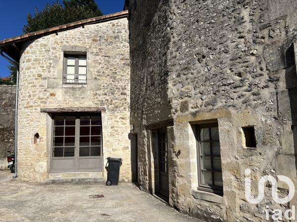 Immeuble à vendre 331 m² Charroux