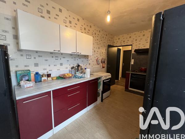 Immeuble à vendre 331 m² Charroux
