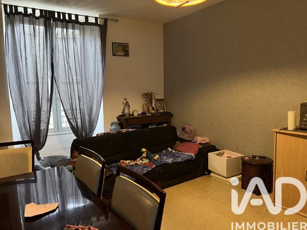 Immeuble à vendre 331 m² Charroux