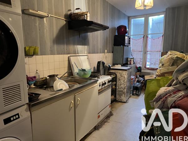 Immeuble à vendre 331 m² Charroux