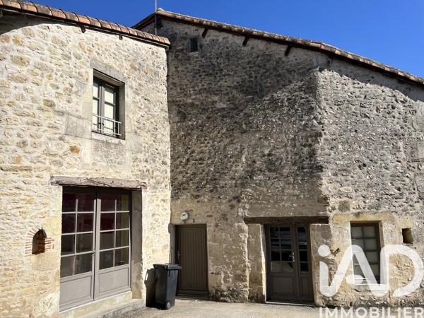 Immeuble à vendre 331 m² Charroux
