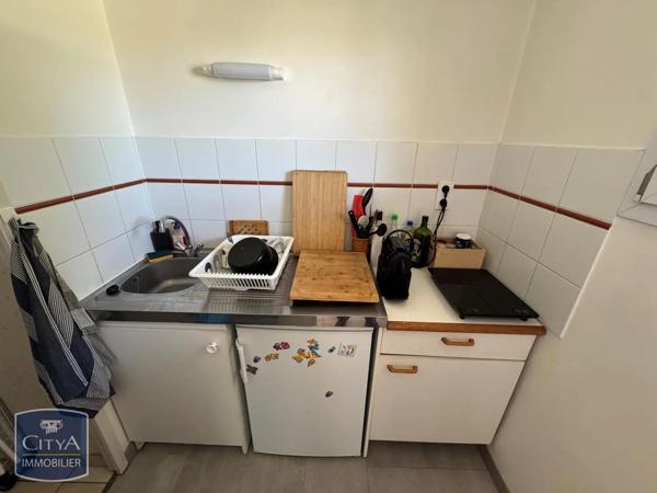 Appartement à louer 2 pièces 47.7m² Poitiers (86000)