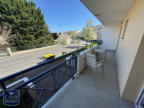 Appartement à louer 2 pièces 47.7m² Poitiers (86000)