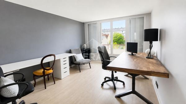 Bureau à louer à Lucé -14 m² - 470 € TTC/mois