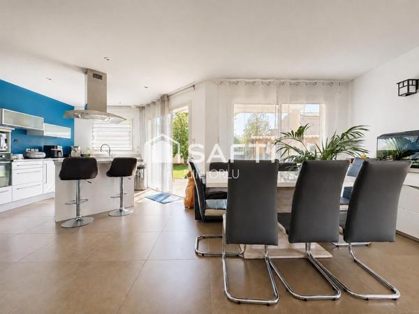 Maison 102 m² avec piscine, garage et dépendance