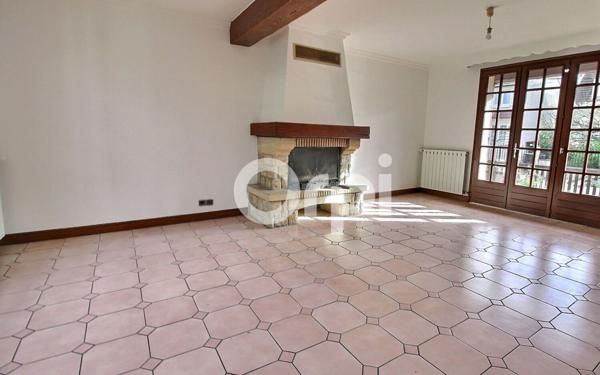Maison à louer    5 pièces • 141,18 m2 Viry-Châtillon