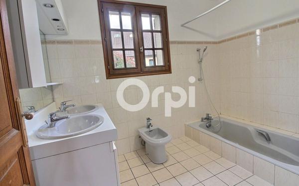 Maison à louer    5 pièces • 141,18 m2 Viry-Châtillon