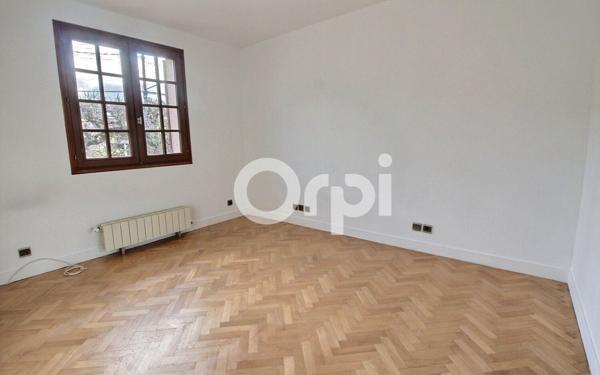 Maison à louer    5 pièces • 141,18 m2 Viry-Châtillon