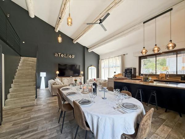 Maison avec piscine à vendre à  Robion
