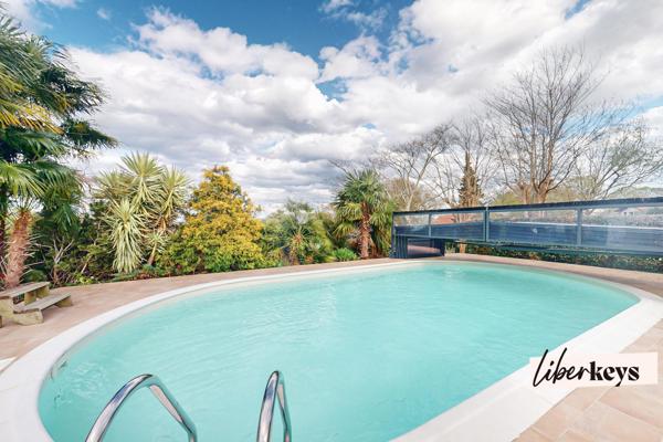 Maison basque avec piscine sur 2500m2 de jardin