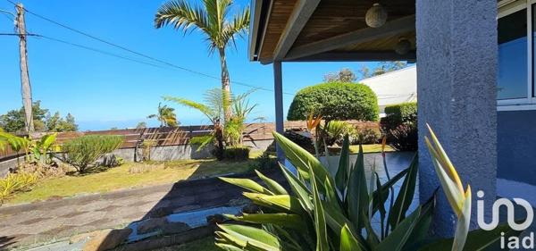 Maison 5 pièces de 66 m² à Les Avirons (97425)