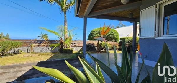 Maison 5 pièces de 66 m² à Les Avirons (97425)