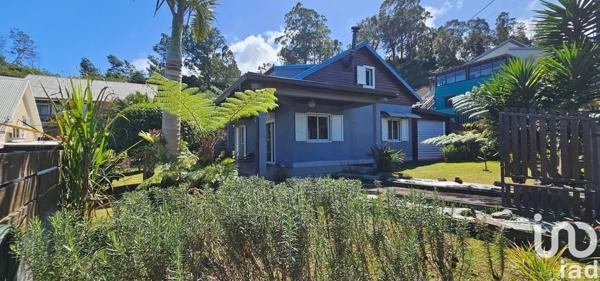 Maison 5 pièces de 66 m² à Les Avirons (97425)