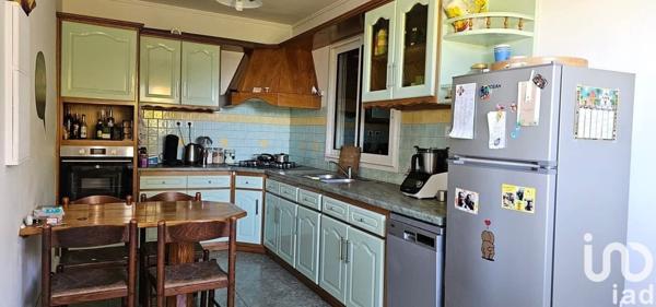 Maison 5 pièces de 66 m² à Les Avirons (97425)