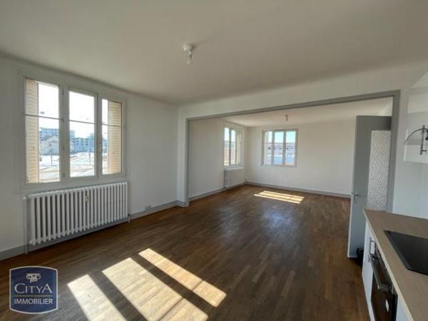 Location appartement Besançon (25000) 5 pièces 105.77m²