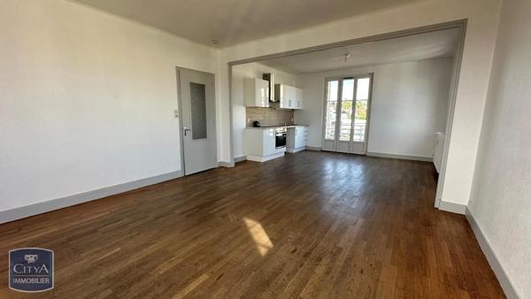 Appartement à louer 5 pièces 105.77m² Besançon (25000)