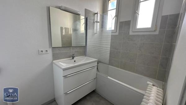 Appartement à louer 5 pièces 105.77m² Besançon (25000)