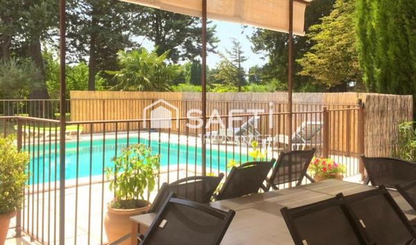 Domaine de 5 Maisons et dépendances sur 1,8 hectare