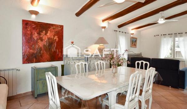 Domaine de 5 Maisons et dépendances sur 1,8 hectare