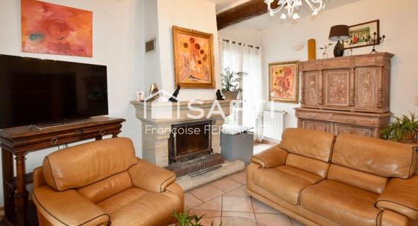 Domaine de 5 Maisons et dépendances sur 1,8 hectare