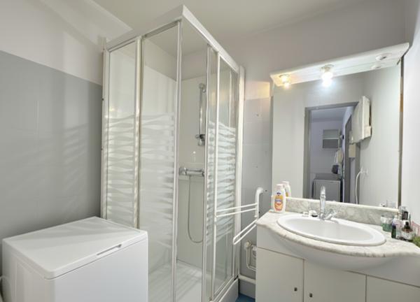 Cap d’Agde – F2, 1er étage, résidence proche plages