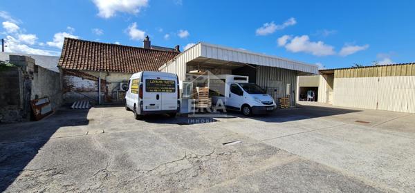 Vente MURS COMMERCIAUX - Entièrement équipé d'une cuisine professionnelle !