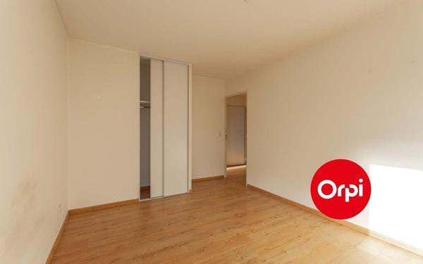 Appartement à vendre    3 pièces • 60 m2 Saint-Priest