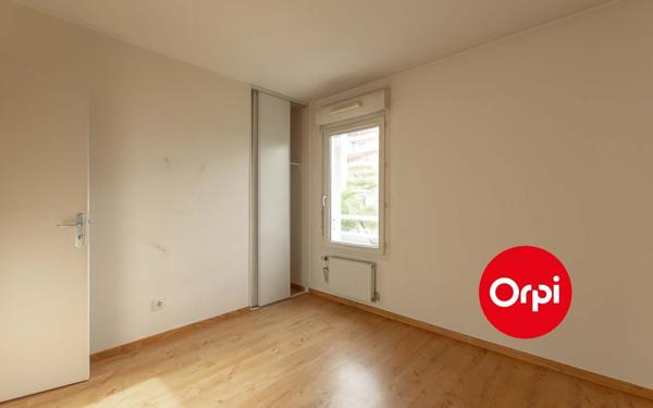 Appartement à vendre    3 pièces • 60 m2 Saint-Priest
