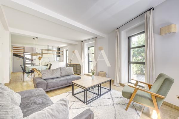 Appartement
         5 pièces
        - 140 m² Bien prestige 1 590 000 € *