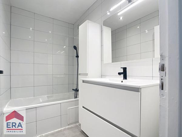 A vendre type 4 Marseille 13013 Les Olives balcon cave dernier étage