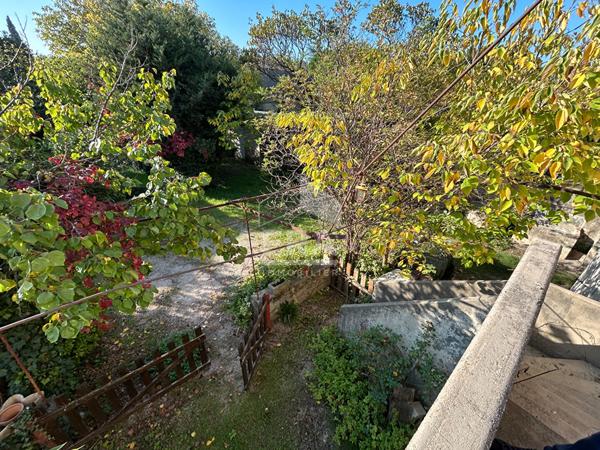 A VENDRE Entraigues-sur-la-Sorgue Maison 4 pièces