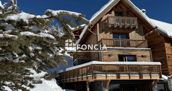 À vendre Maison 6 pièces 150 m² - Auron 06660