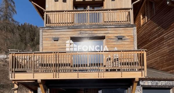 À vendre Maison 6 pièces 150 m² - Auron 06660