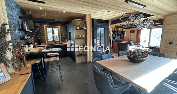 À vendre Maison 6 pièces 150 m² - Auron 06660