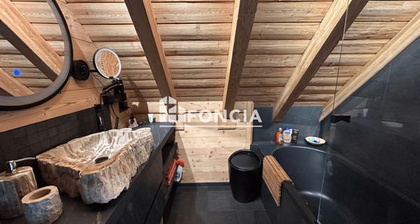 À vendre Maison 6 pièces 150 m² - Auron 06660