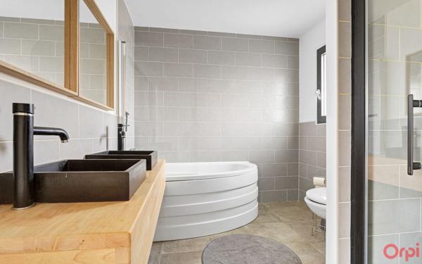 Maison à vendre    4 pièces • 126,60 m2 Étampes