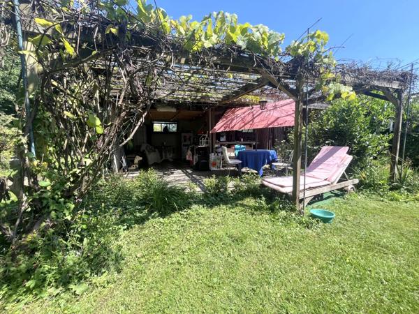 Compromis appartement - maison familiale de 143m² au sol, proche du lac