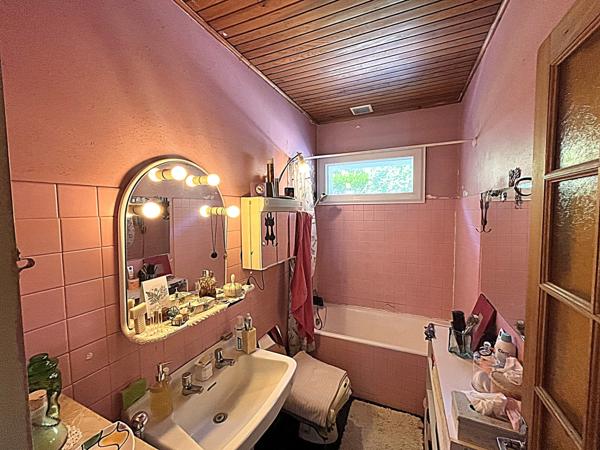 Compromis appartement - maison familiale de 143m² au sol, proche du lac