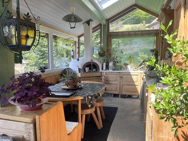Compromis appartement - maison familiale de 143m² au sol, proche du lac