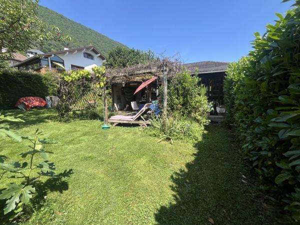 Compromis appartement - maison familiale de 143m² au sol, proche du lac