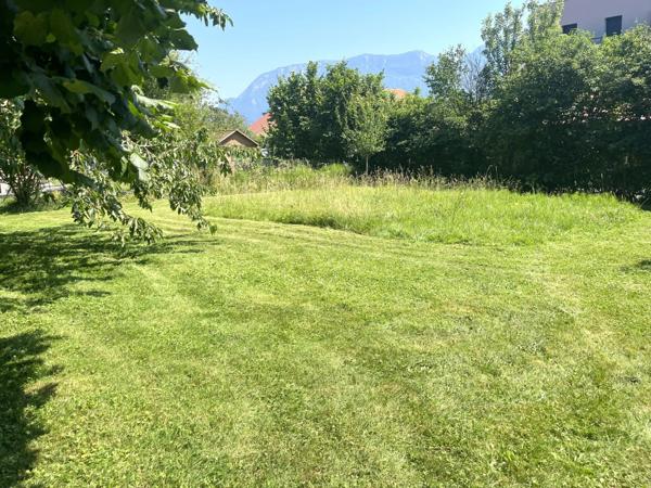 Compromis appartement - maison familiale de 143m² au sol, proche du lac