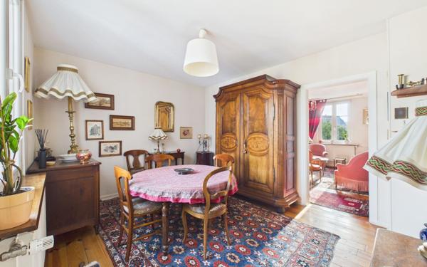 Maison à vendre    8 pièces • 167,85 m2 Ostwald