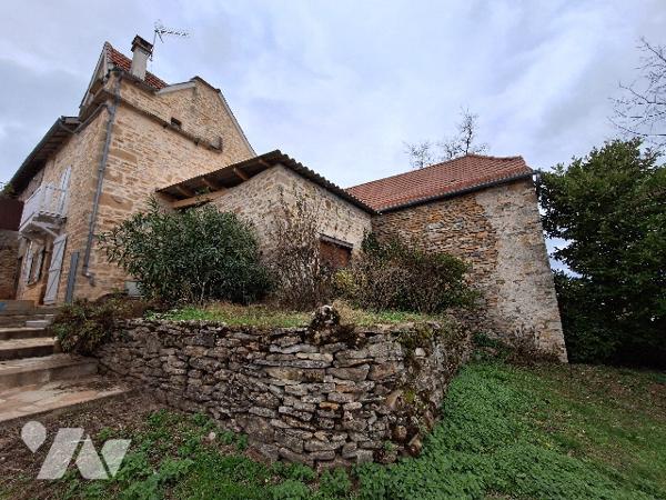 Propriété située à MARTIEL (12200)