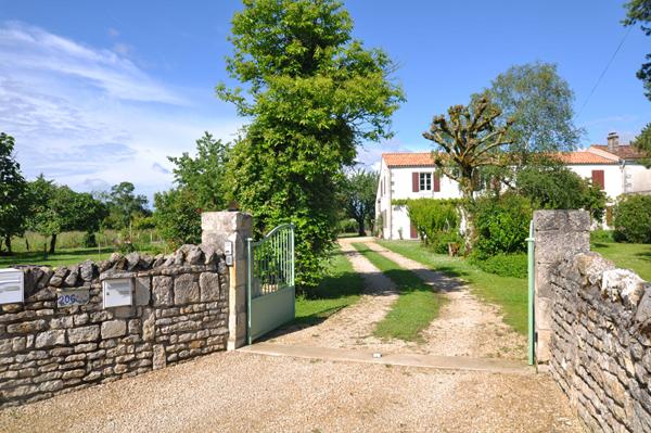 Maison - 7 pièces - 178 m²