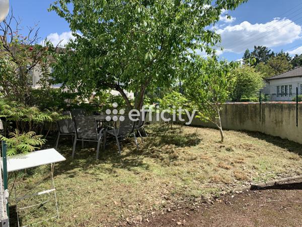 Maison
         9 pièces
        - 142 m² Exclusivité 223 000 € *