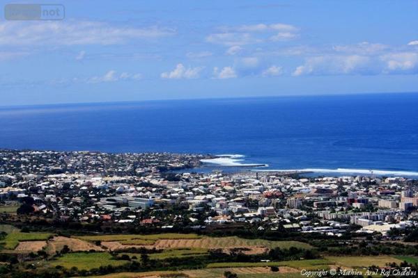 Terrain à Batir à vendre à Saint-Pierre à la Réunion (97410), ref : 97410-982269
