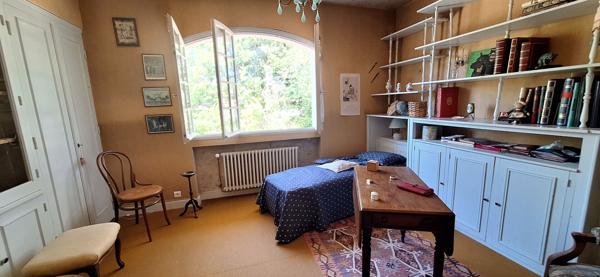 Maison Bourgeoise d'Exception à Bourg-en-Bresse - 6 pièces, 204 m² sur 4000 m² de terrain