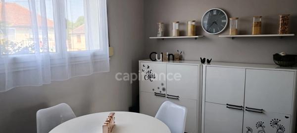 Maison familiale de 6 pièces avec 4 chambres, bureau et sous-sol aménagé